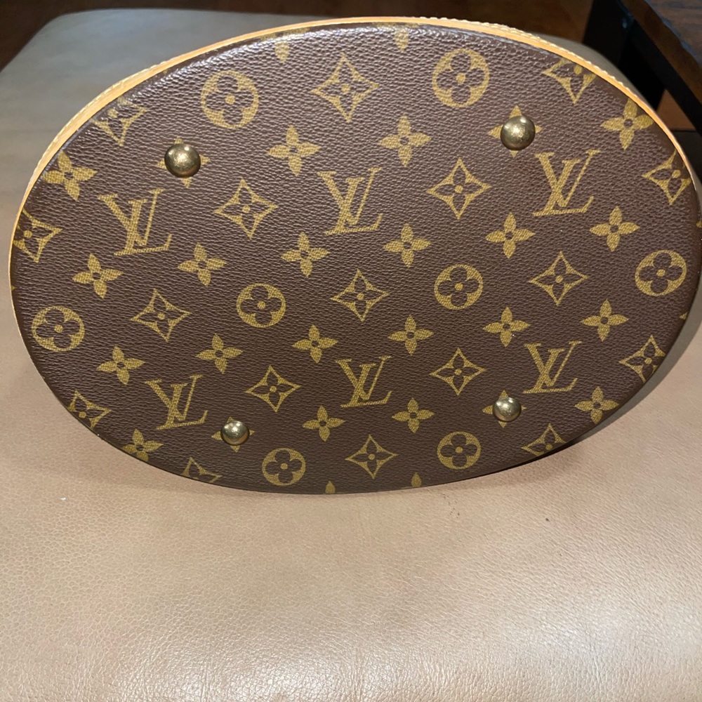 LV Brown Vintage Monogram Bucket Bag - Picture 5 of 16